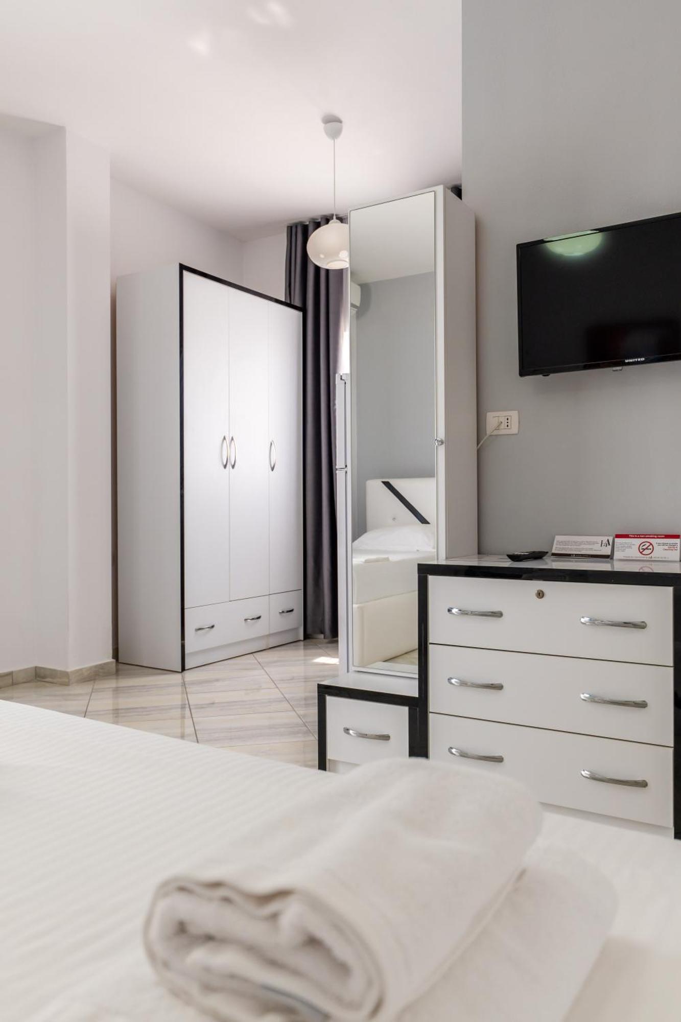Hotel Artur2 クサミル エクステリア 写真